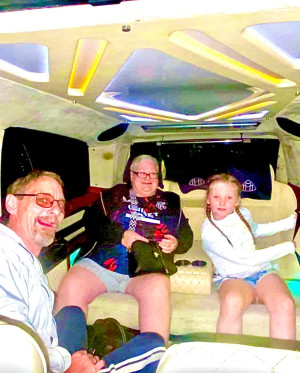 ARAÇ GÖRÜNTÜLERİ